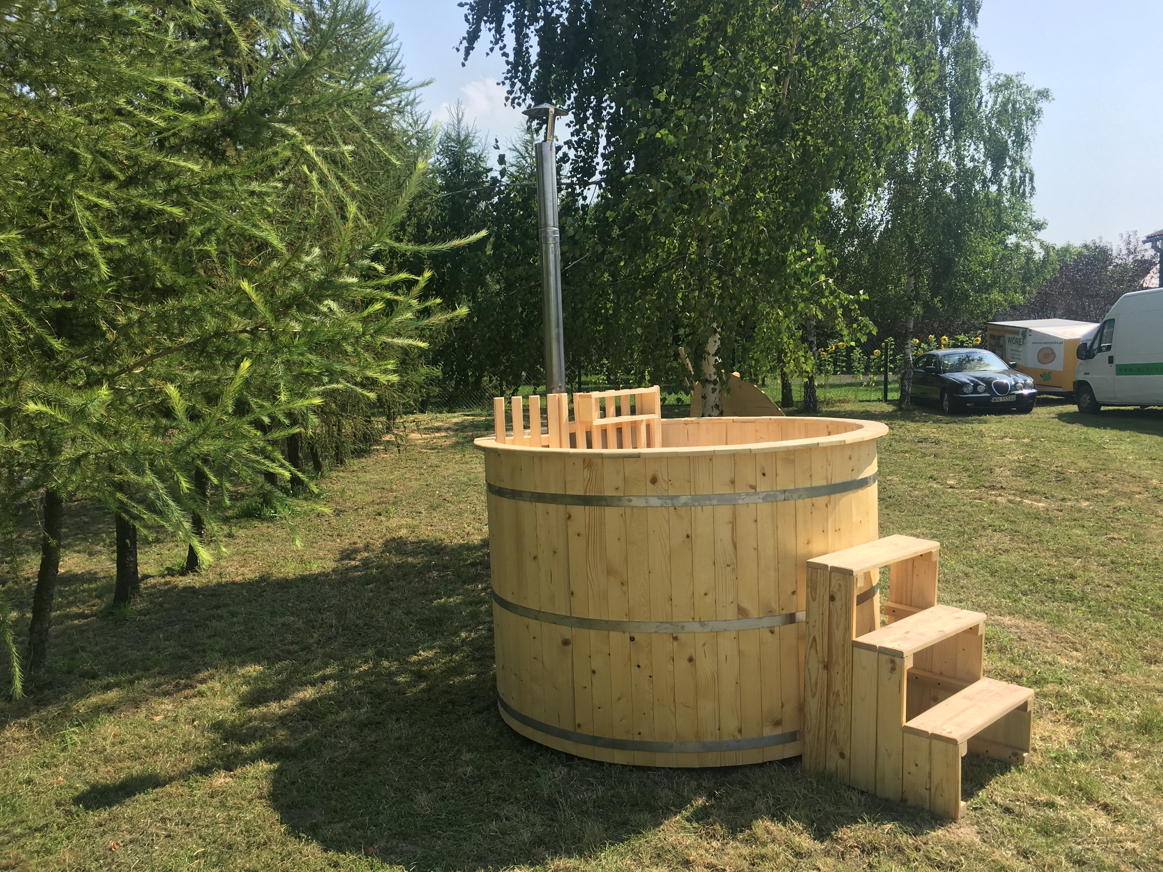 BK220 Drevená kúpacia kaďa sud hot tub vrátane príslušenstva 220cm