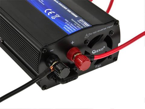 GEKO G17005 Menič napätia pre vozidlá, autá 24V 230V 500W / 1000W