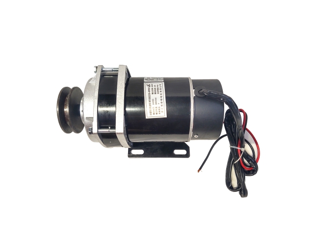 MAGMA 1020ZXF Elektrický motor elektromotor DC 24V 450W s prevodovkou a ventilátorom