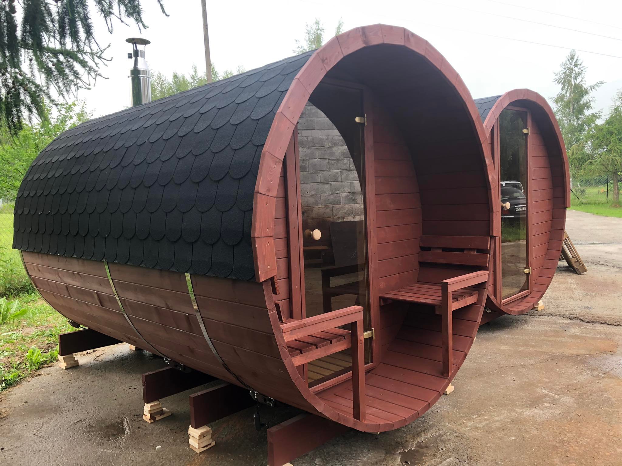 SD-330 Drevená sudová sauna 3,3m x 2,2m s príslušenstvom smrek