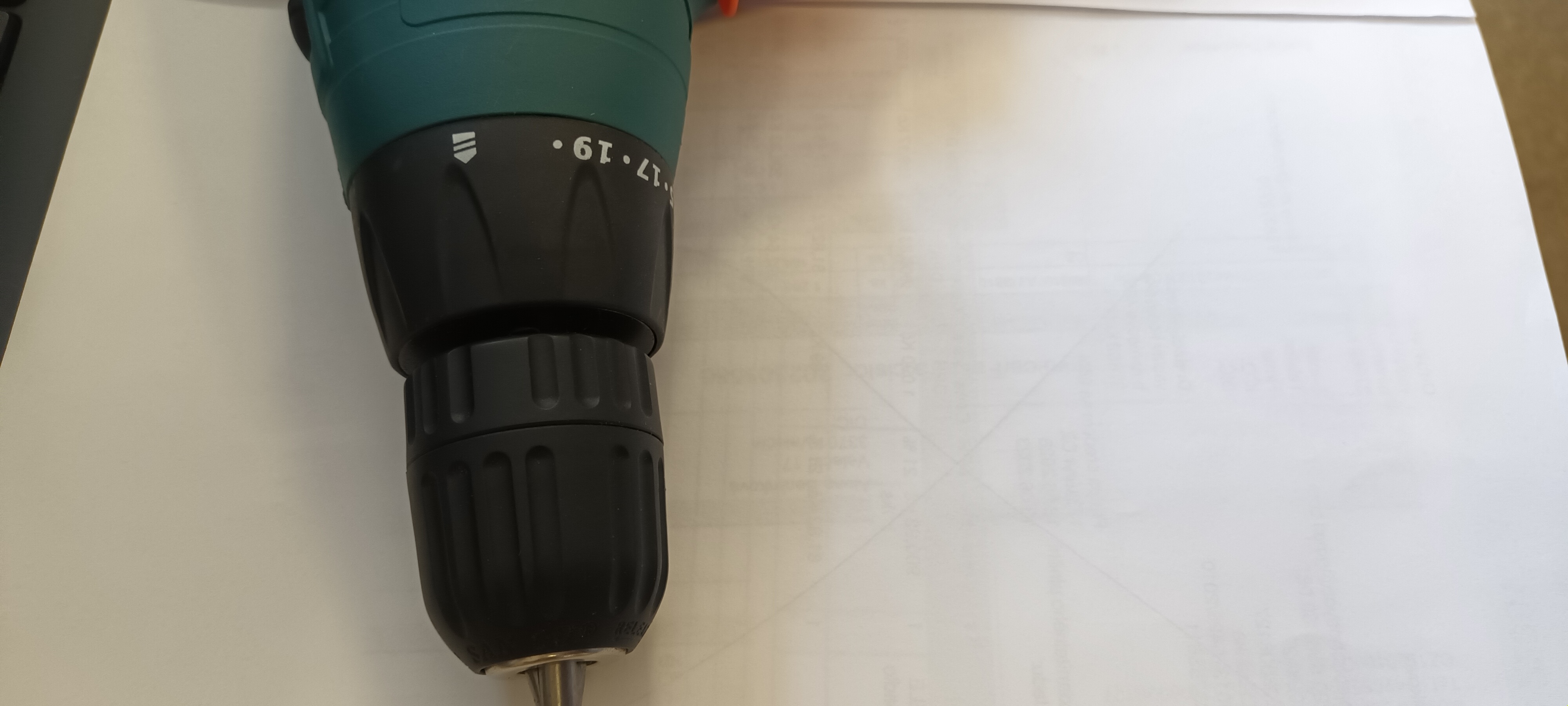 ED229 A39 Eurotek Elektrický skrutkovač vŕtačka 0-1000ot/min 900W