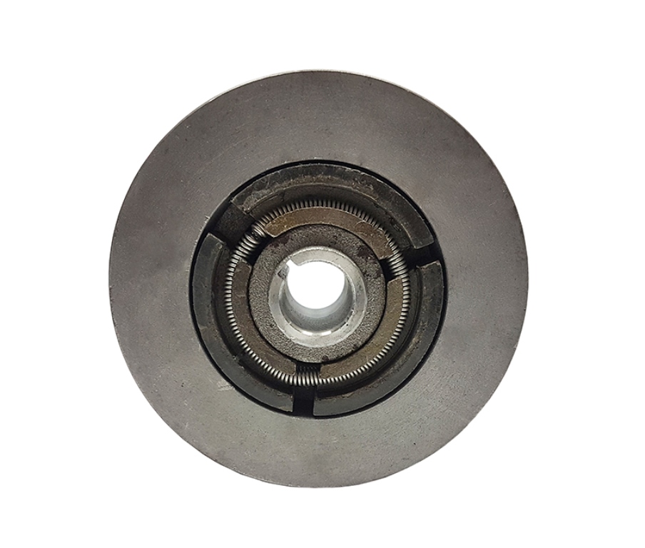 Mar-pol M79482 Odstredivá spojka pre spaľovací motor do vibračnej dosky 2 žliabky 147x25mm