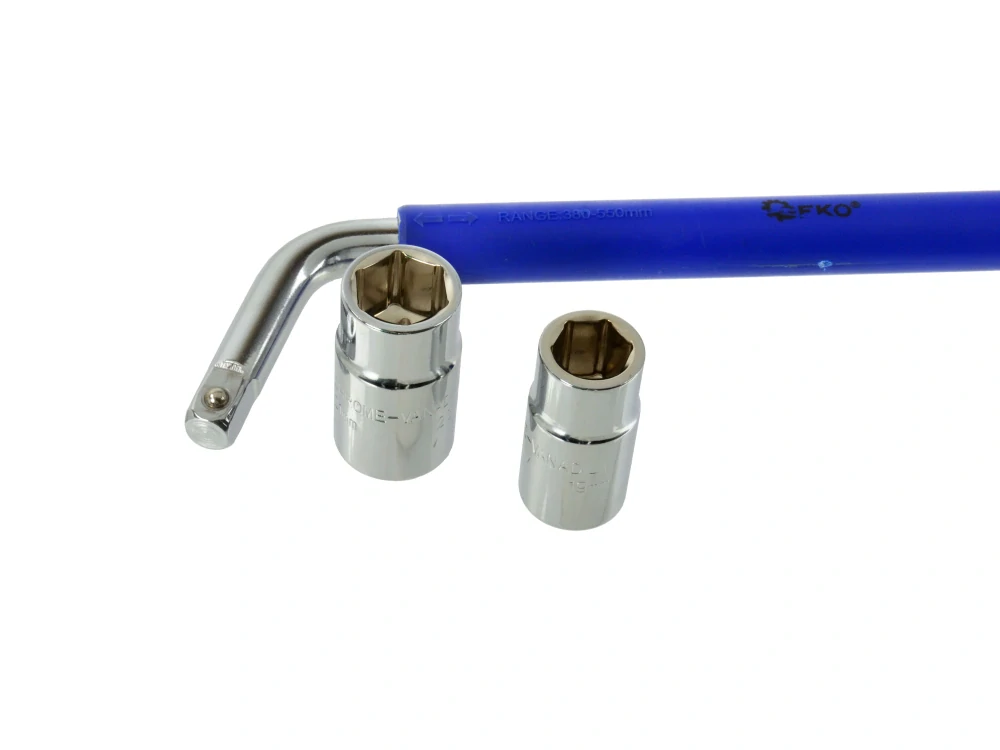 GEKO G10053 Vysúvateľný kľúč na kolesá zosilnený 17x19 mm 21x23mm teleskopický