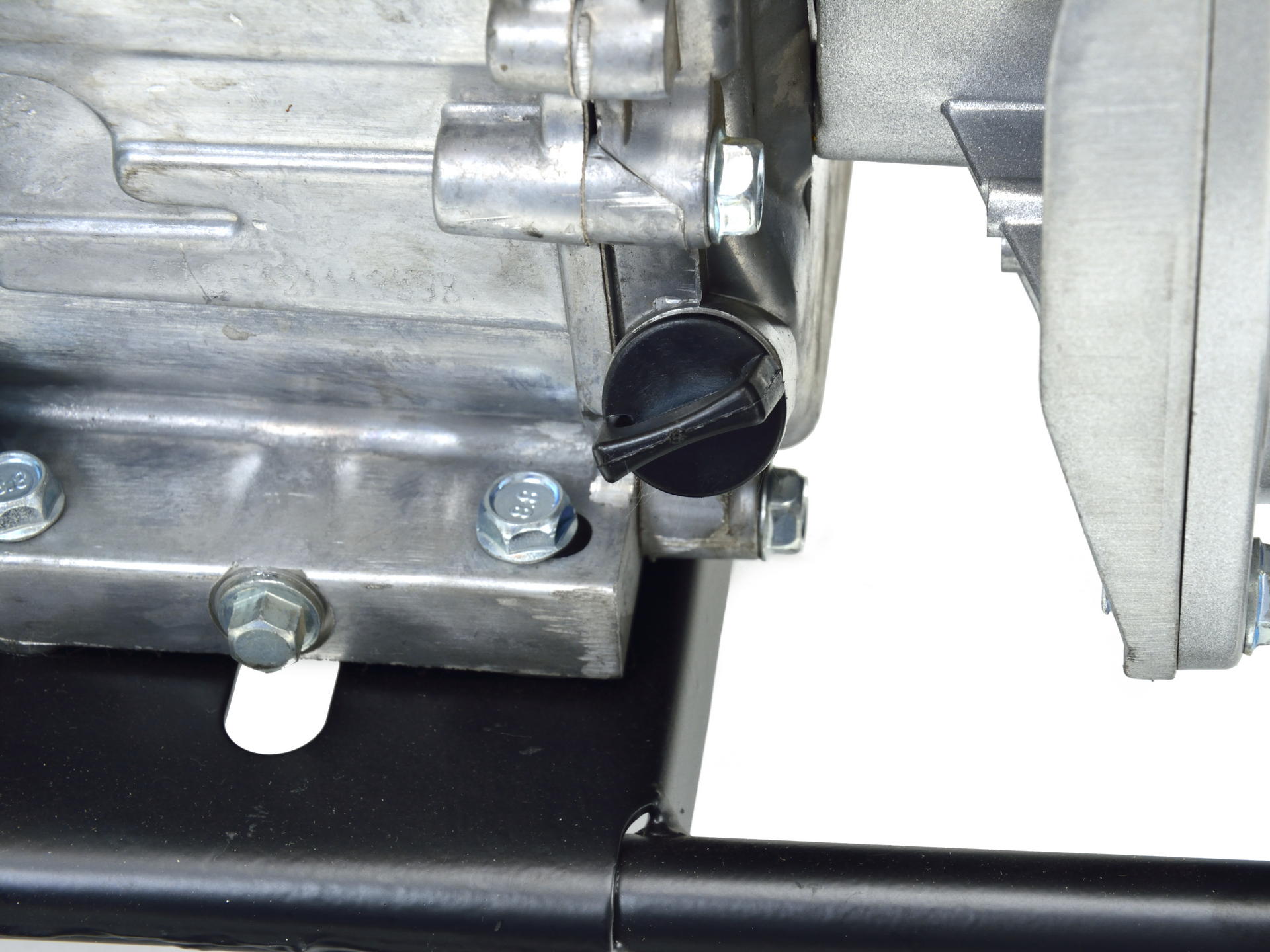 GEKO G81042 Benzínové motorové vodné čerpadlo na vodu 2" 6,5 HP
