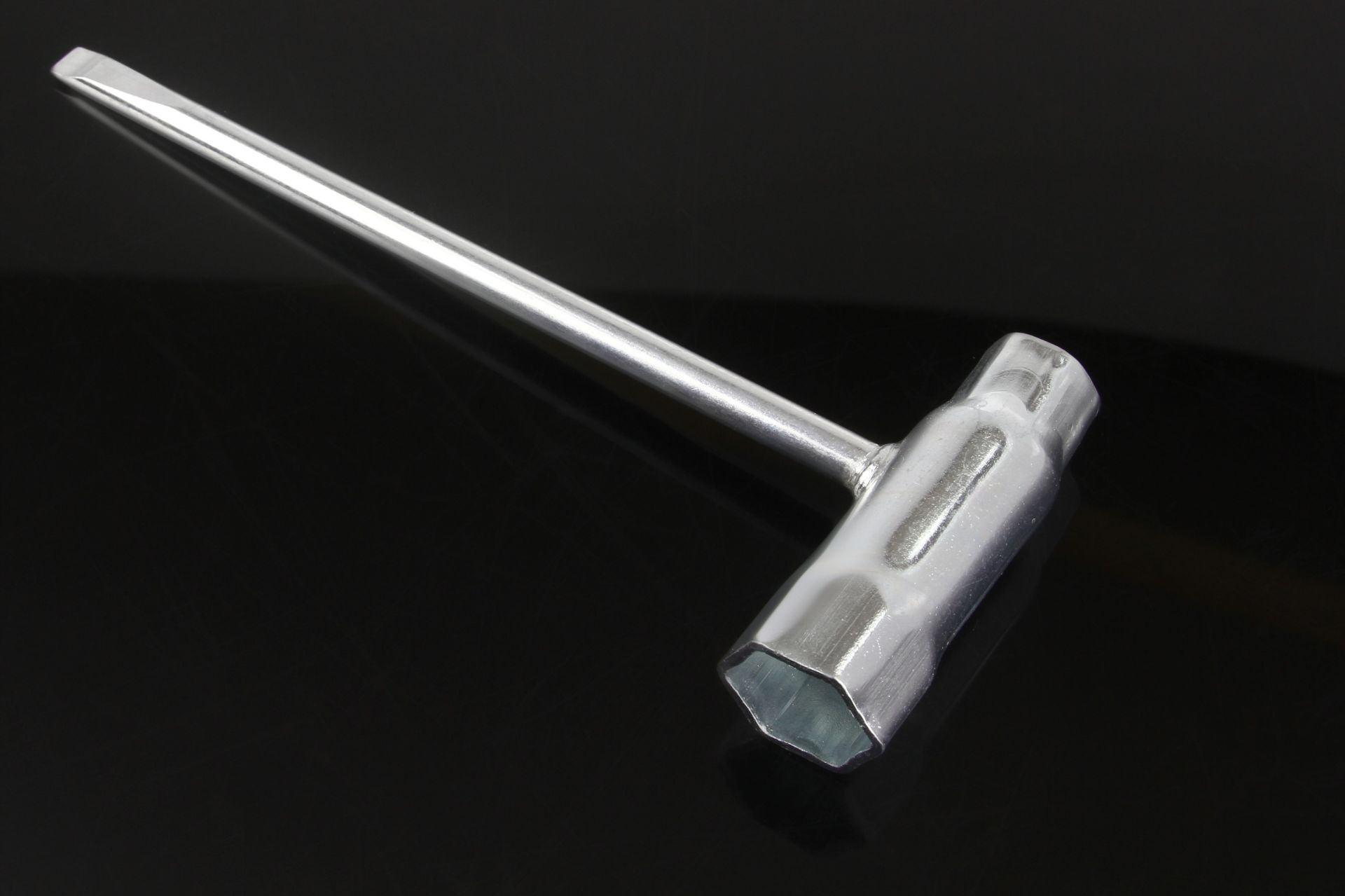 MAR-POL M86692 Kľúč na zapaľovacie sviečky 13x19mm