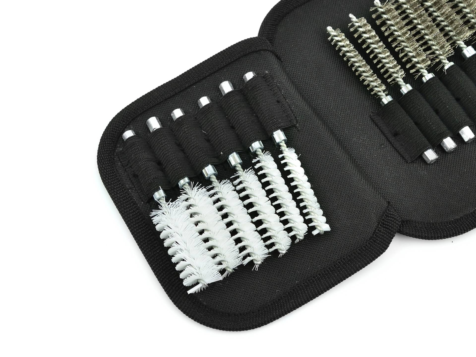GEKO G02653 Kefky na čistenie sediel vstrekovačov a sviečok 18ks 1/4”