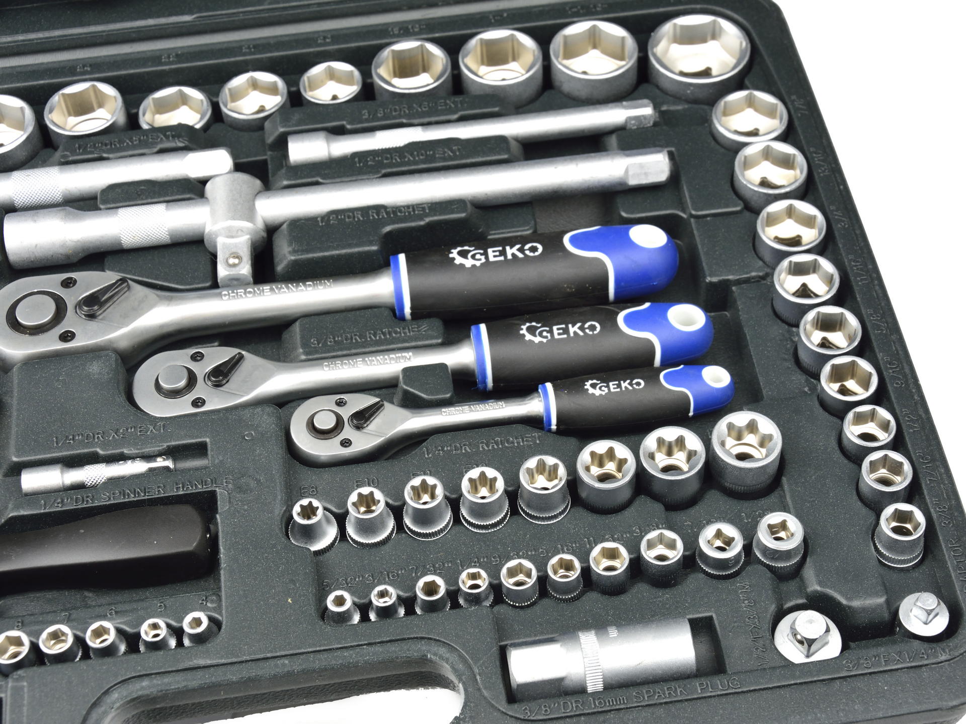 GEKO G10155 Sada dielenských kľúčov 138ks. CRV