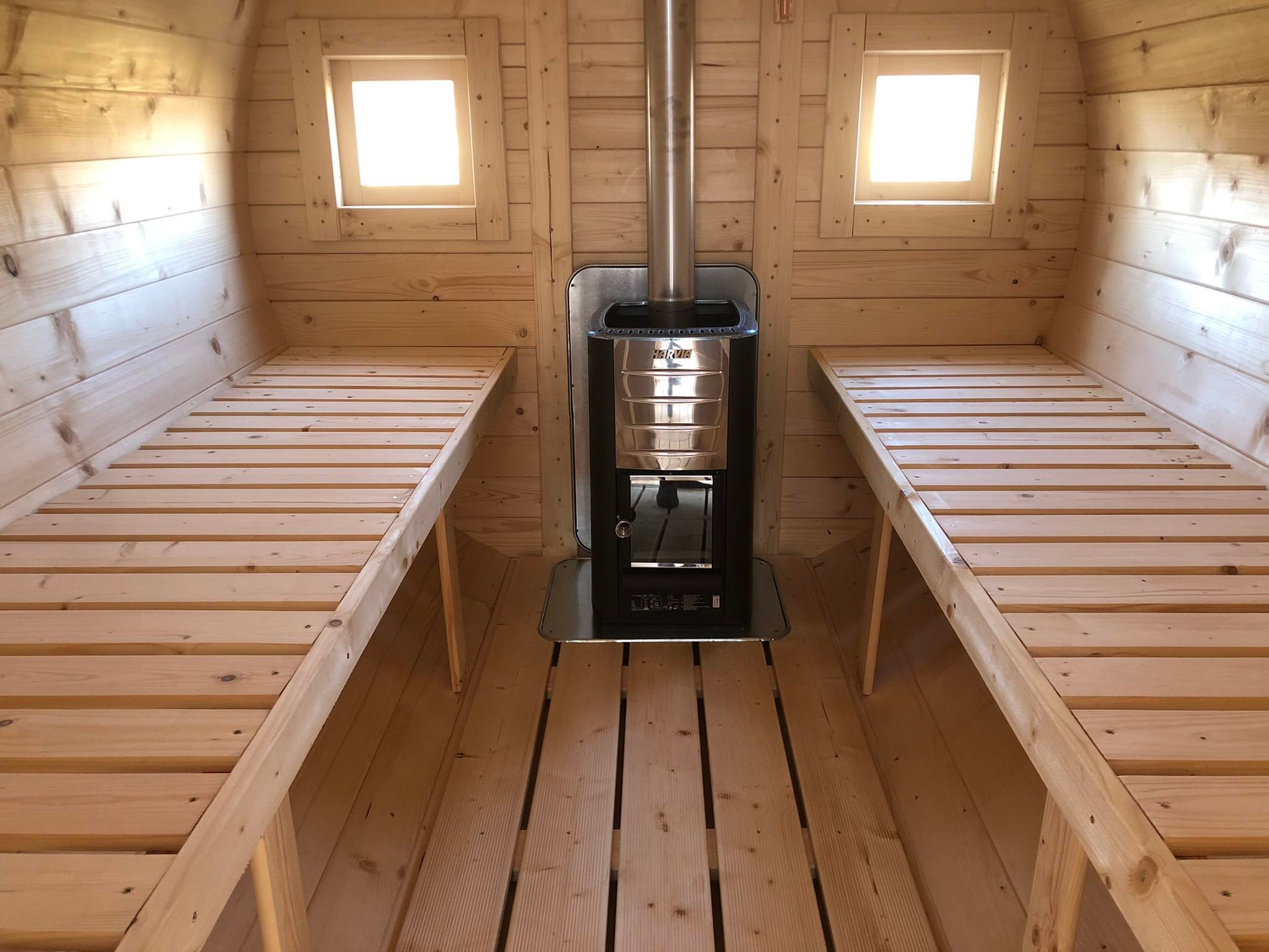SD-380 Drevená sudová sauna 3,8m x 2,2m s príslušenstvom smrek