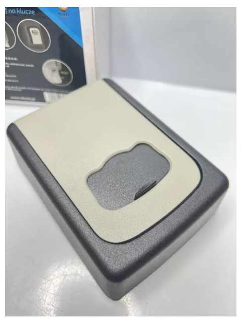 Irma SSM9 Malý trezor skrinka na kľúče 115x85x40mm