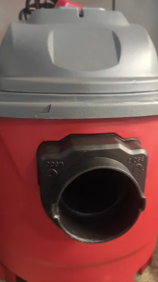 Kraft&Dele KD474 1200W PRIEMYSELNÝ VYSÁVAČ 15l A900