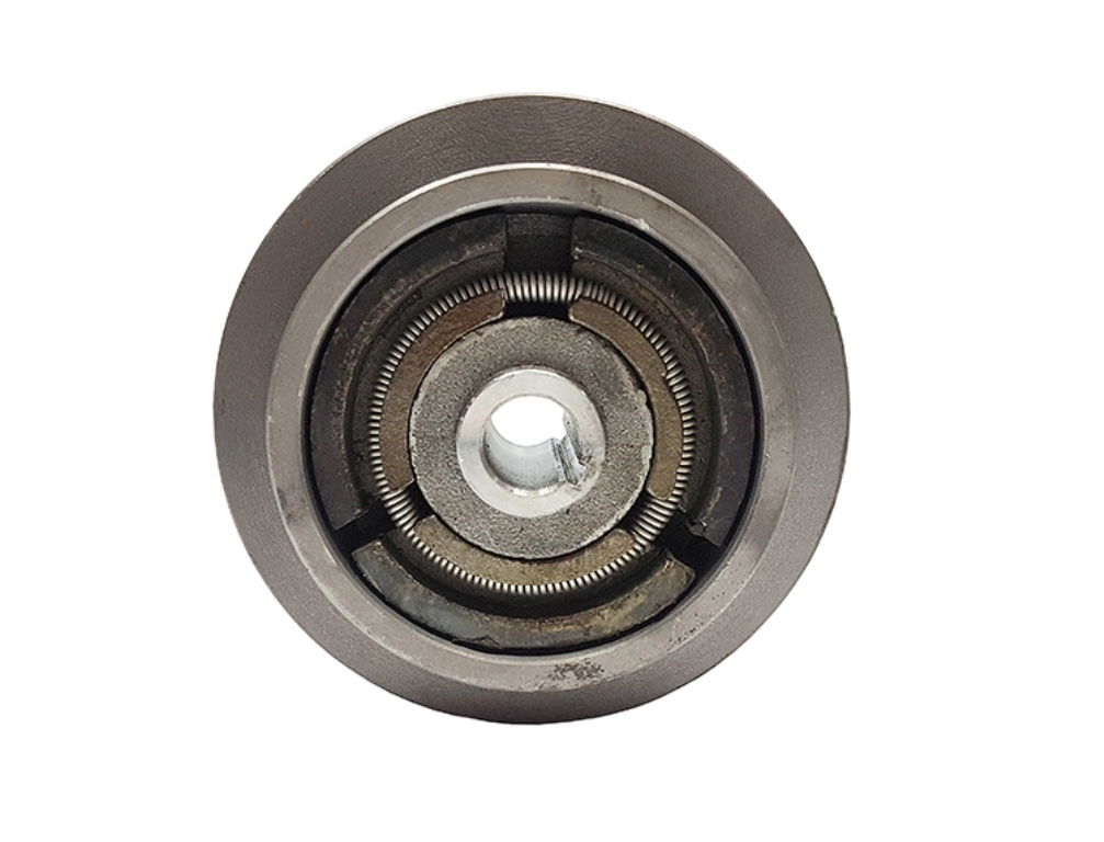 Mar-pol M79481 Odstredivá spojka pre spaľovací motor do vibračnej dosky 2 žliabky 135x20mm 