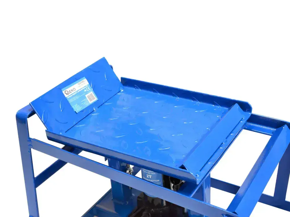 Geko G02048 Nájazdová hydraulická rampa zdvihák na auto 2T