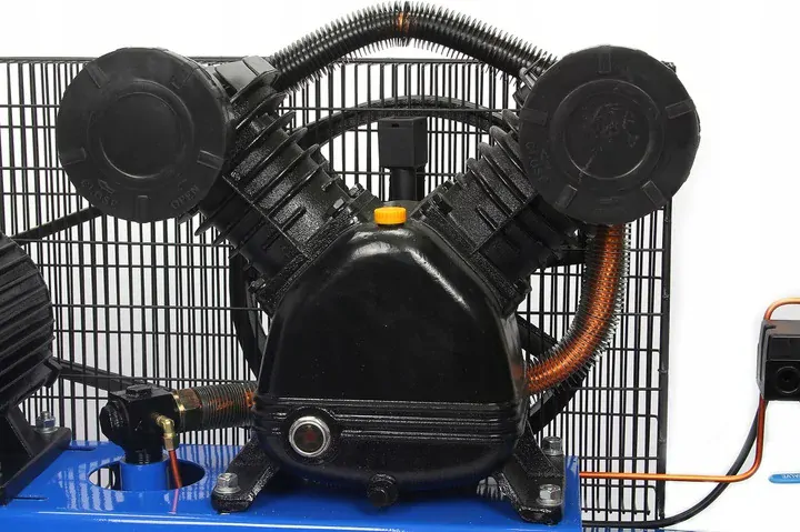 MAR-POL M80682A Olejový kompresor 200L 10bar 4kW /V-0.6/8/ RIPPER
