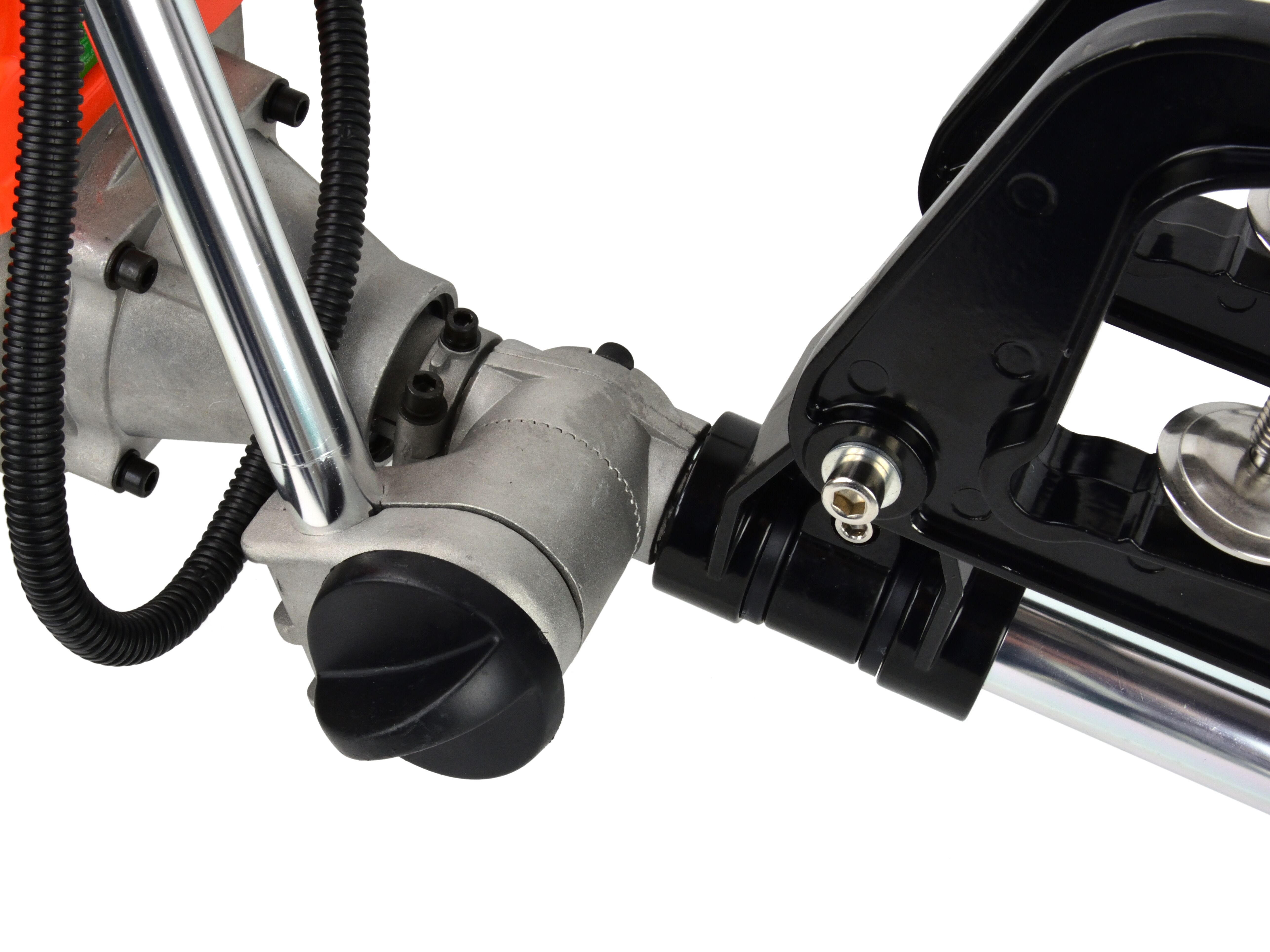 GEKO G81045 Benzínový motor pre motorové člny a lode 5,8HP lodný motor