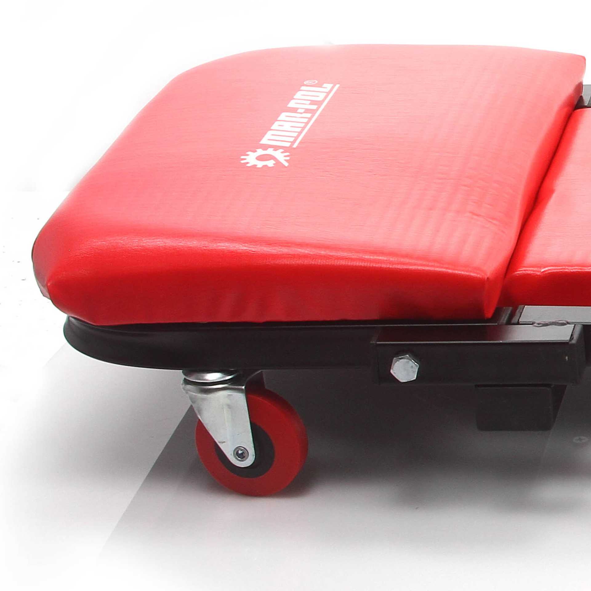 MAR-POL M80093A Pojazdné skladacie lehátko stôl 8 kg