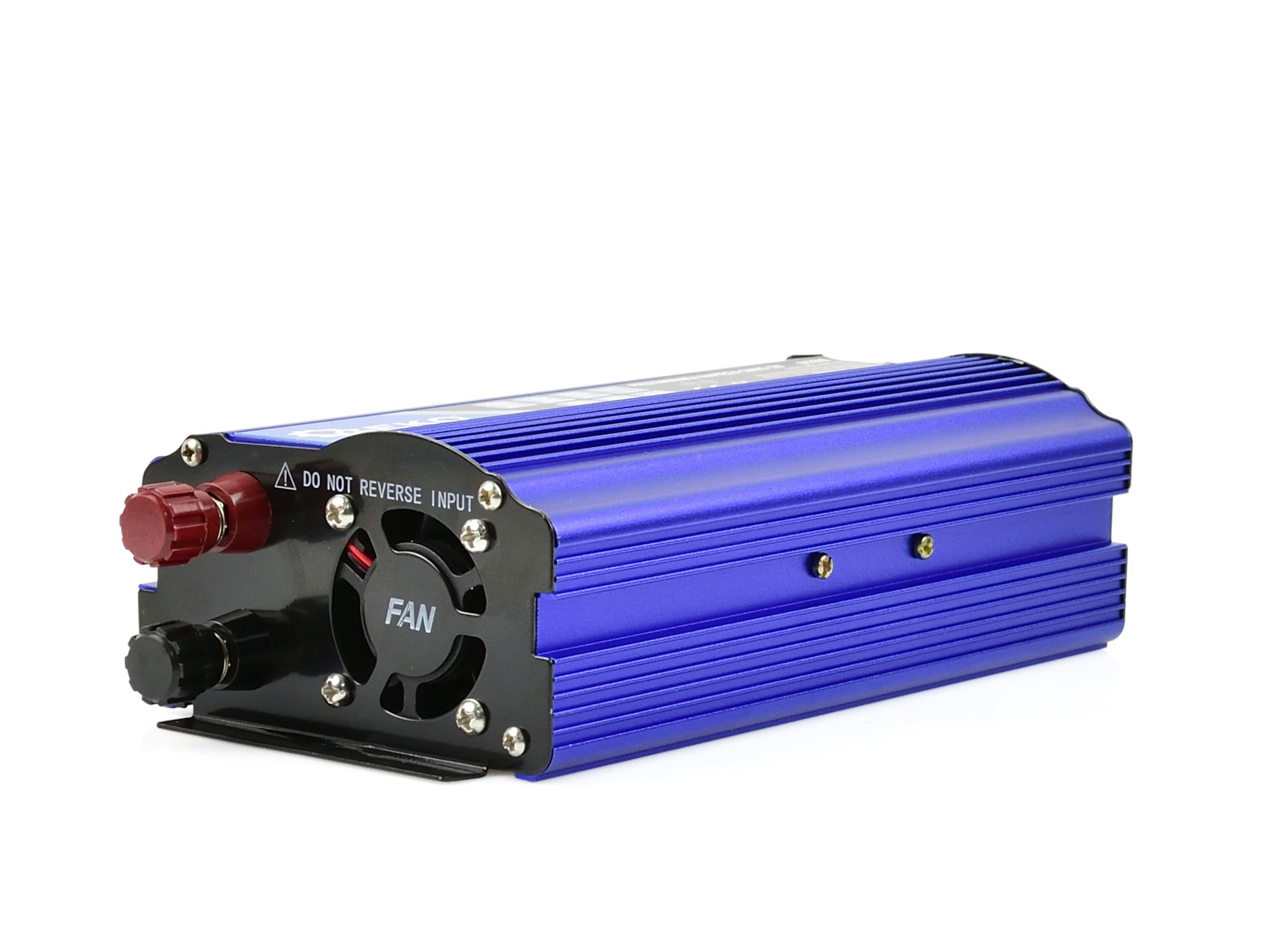 GEKO G17010 Menič napätia pre autá, člny 12V 230V 300W/600W