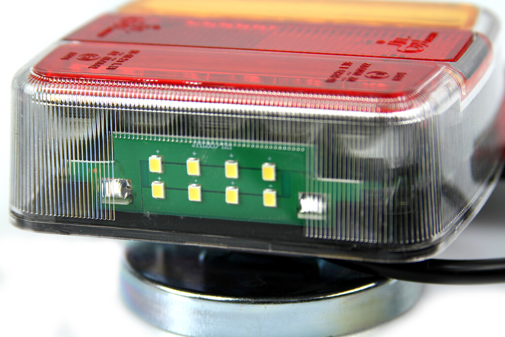 Mar-Pol M02037 SADA SVETIEL SVIETIDLÁ PRE PRÍVESY