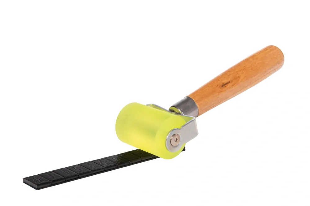 GEKO G02163 Prítlačný valec pre lepené závažia 170x48mm