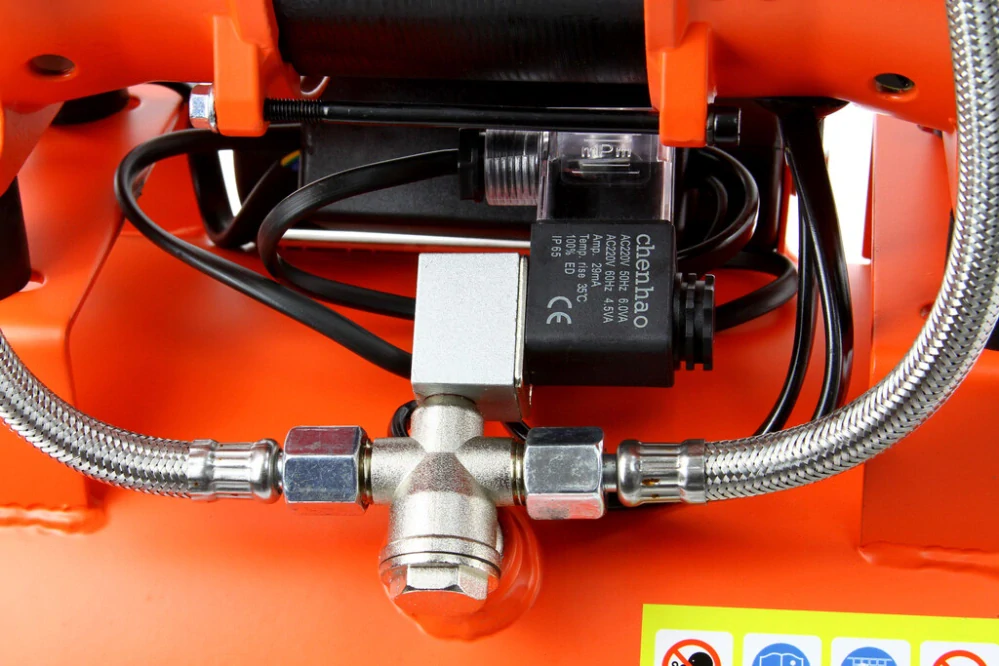 MAR-POL B88005 Bezolejový kompresor 24L JN1500A 230V 8 BAR 220L/min BJC