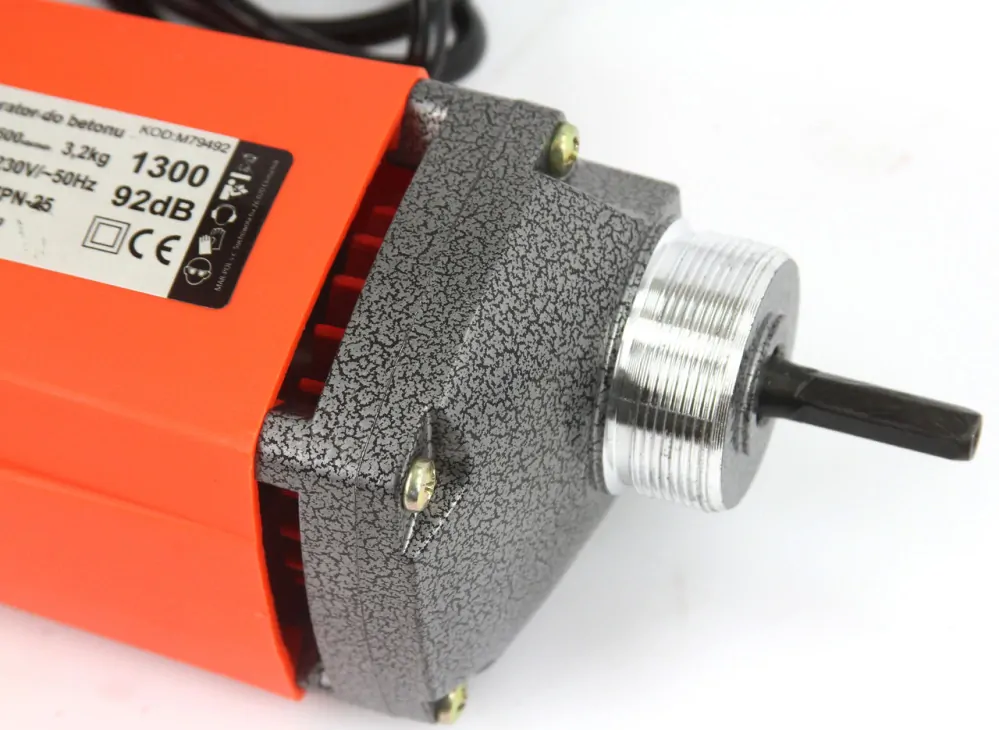 Mar-Pol M79492 PONORNÝ VIBRÁTOR DO BETONU 1300W hadica 200cm 35mm