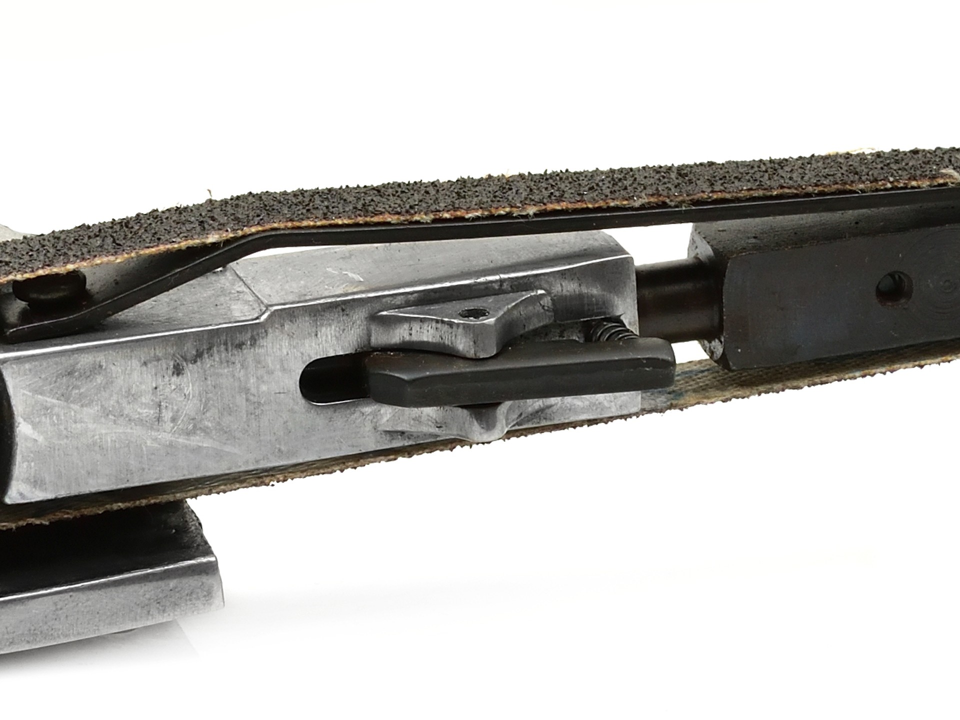 GEKO G03153 Pneumatická pásová brúska 10x330mm