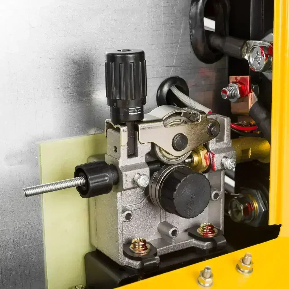 Powermat PM-IMG-230T ZVÁRAČKA zvárací invertor 230A MIG/ MAG/TIG/MMA kukla