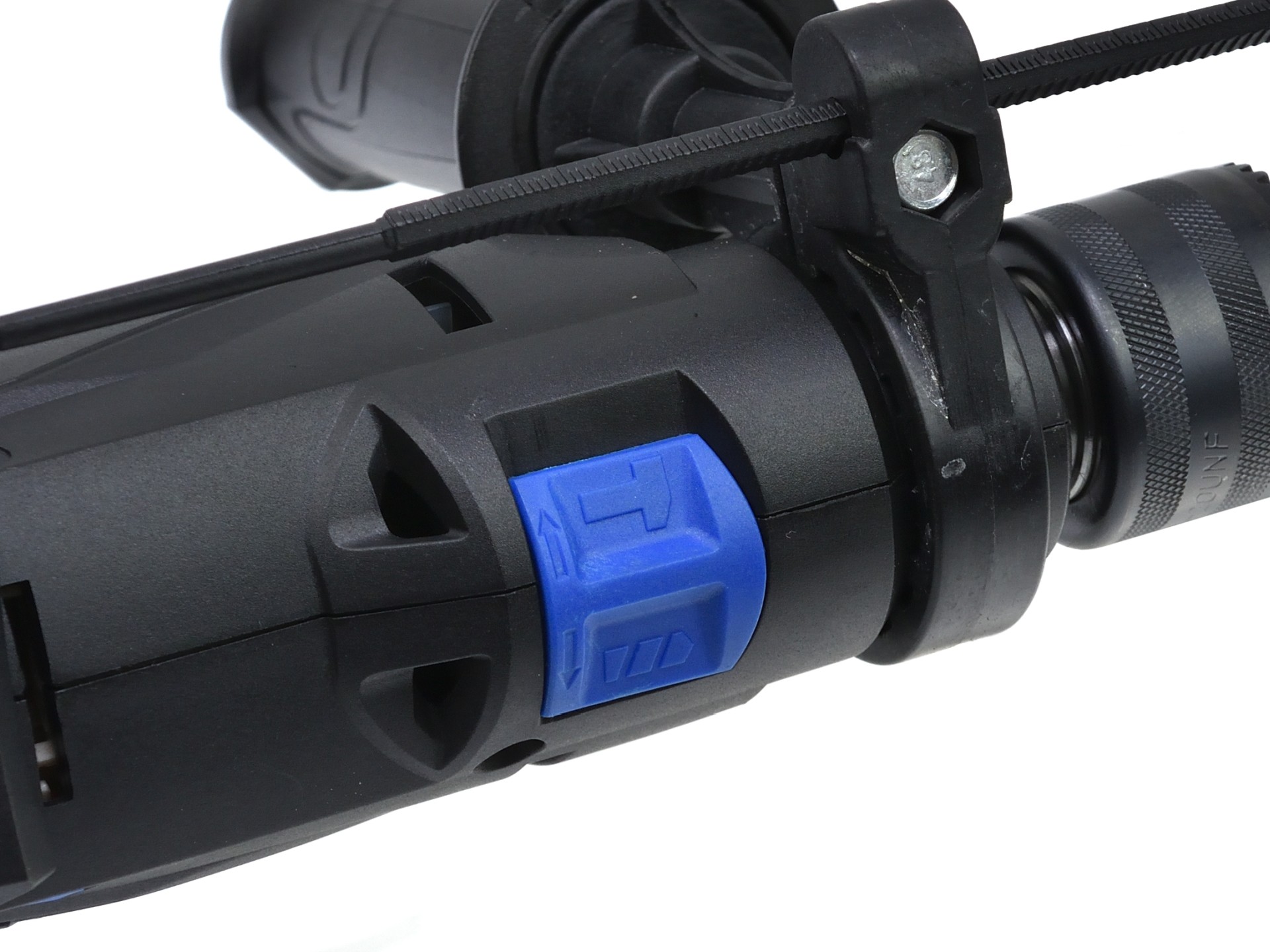 GEKO G80722 Príklepová vŕtačka 13 mm 810 W GEKO X-Comfort