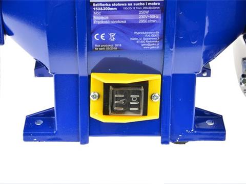 GEKO G81243 Elektrická stolová brúska dvojkotúčová 250W 150mm 200mm