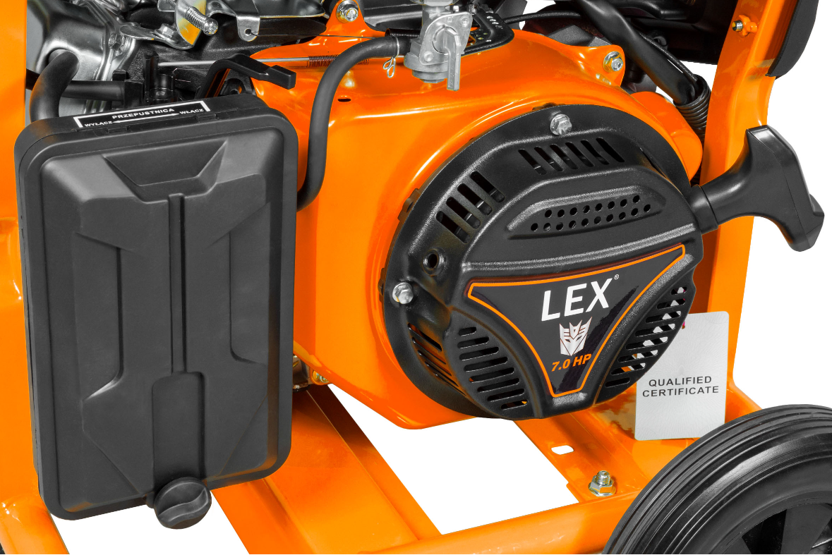 LEX LXGG3035CE ELEKTROCENTRÁLA 3,5kW GENERÁTOR PRÚDU 12V 230V AVR