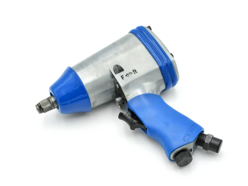 GEKO G03179 Pneumatické náradie sada 14 ks račňa uťahovák nástrčné kľúče