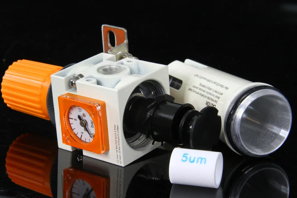 MAR-POL M80641 Vzduchový filter vzduchu regulátor 1/4" 15 bar BJC