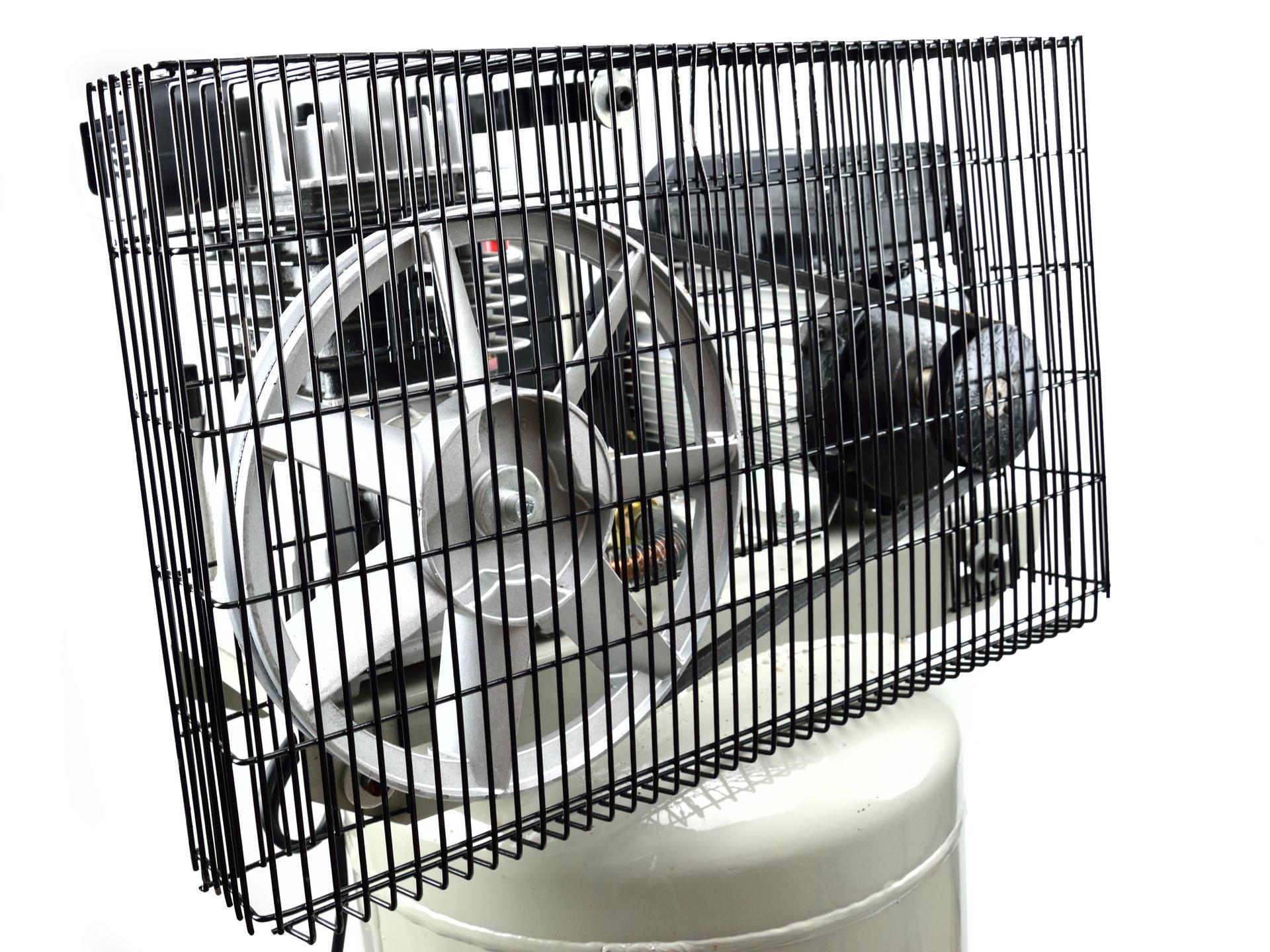GEKO G80304 Vertikálny olejový kompresor 100L 2HP