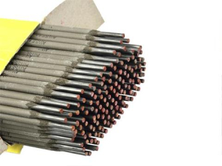 GEKO G74202 Zváracie elektródy 4mm x 350mm celulózové rutilové 5kg